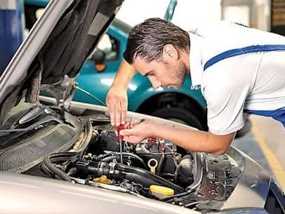 We are hiring - Vehicle Technician vacancy at Hartley Wintney Garage